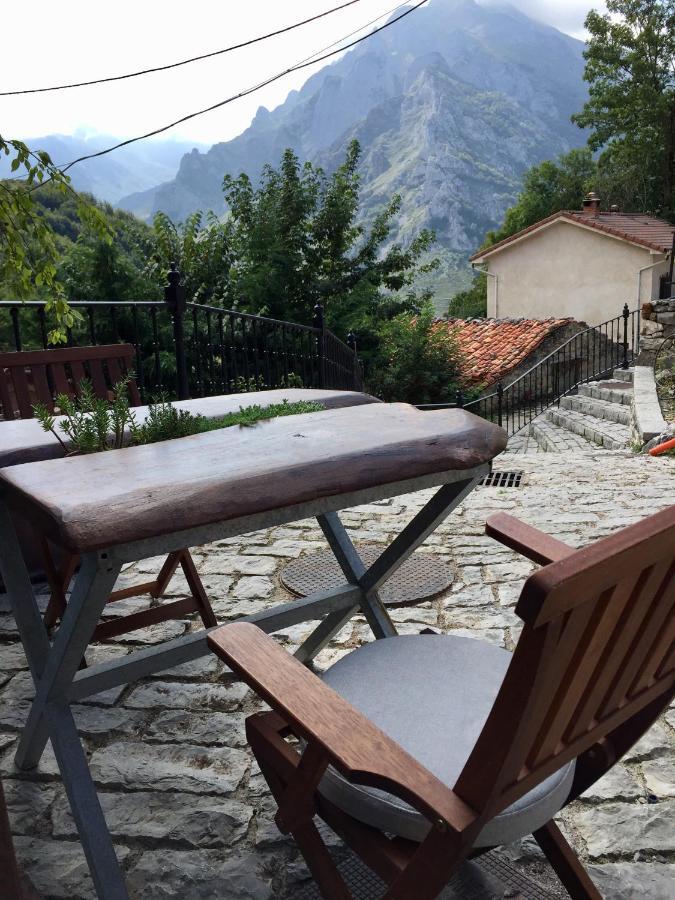 La Cabana De Catalina Sotres Eksteriør billede